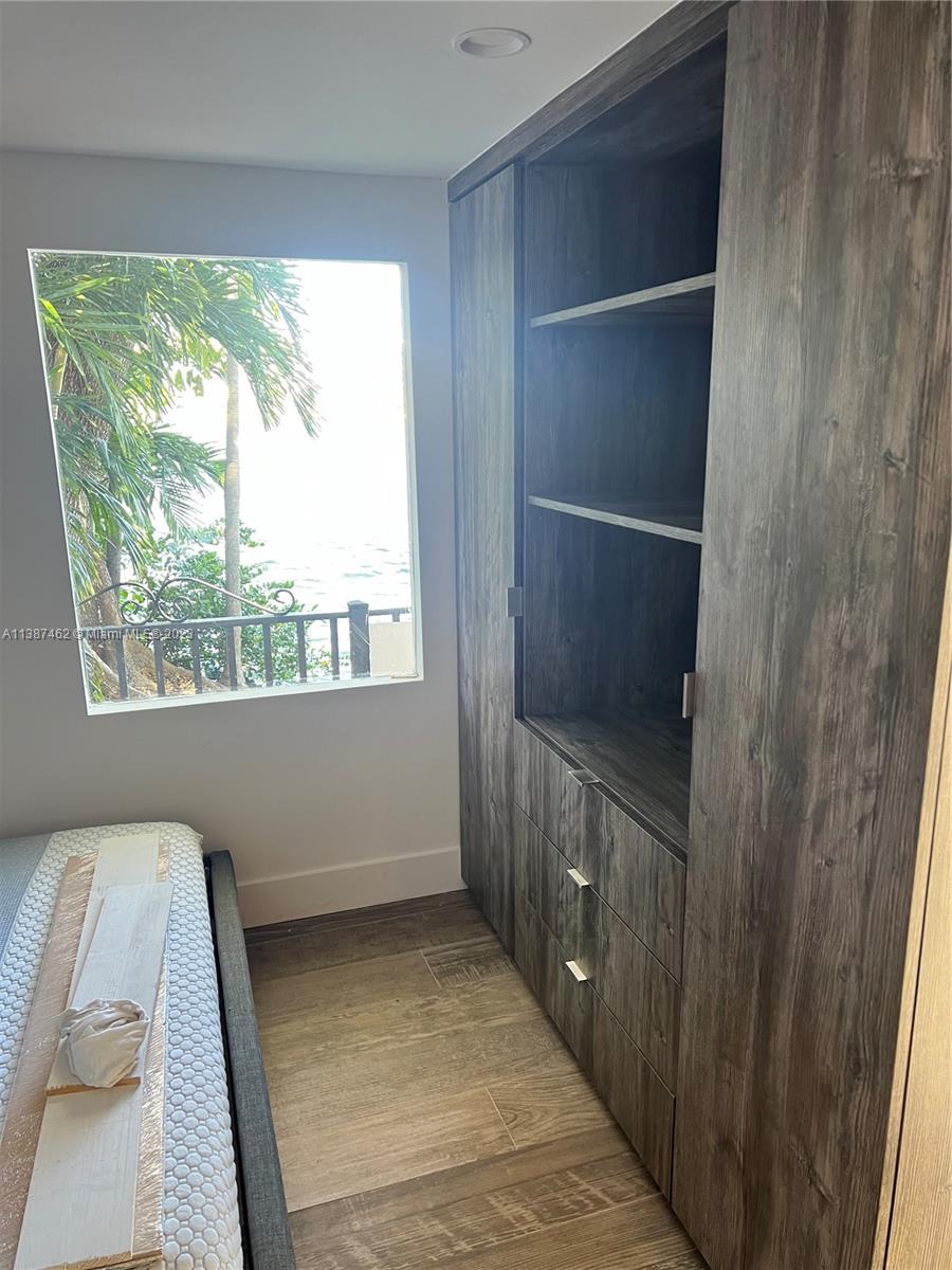 WINONA PARK - Residential Lease