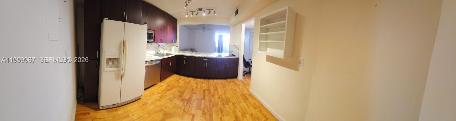 BUCKLEY TOWERS CONDO - EA - Residential