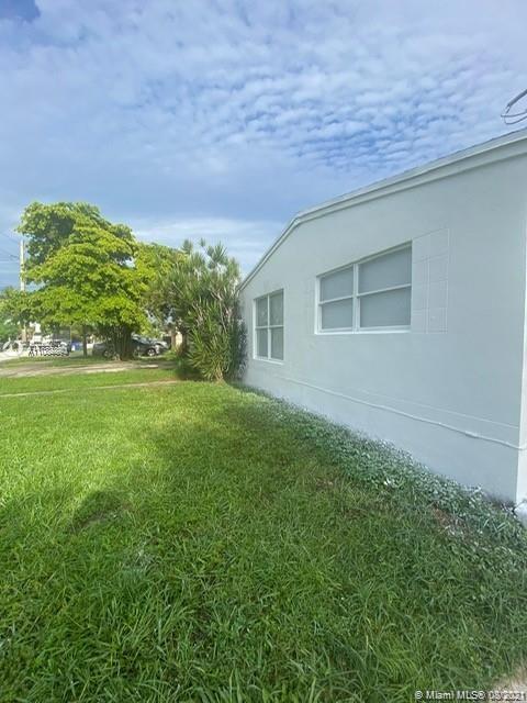 CARVER RANCHES - Residential Lease