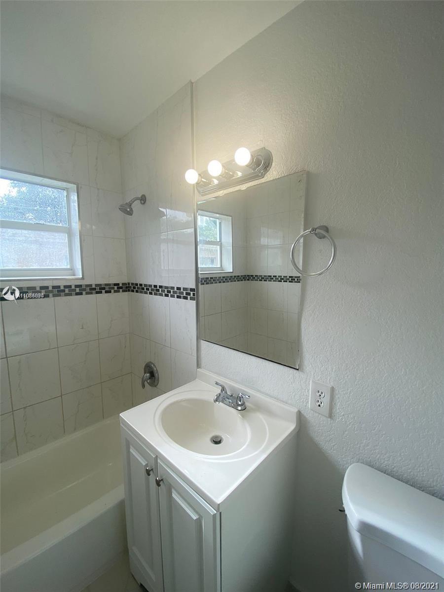 CARVER RANCHES - Residential Lease
