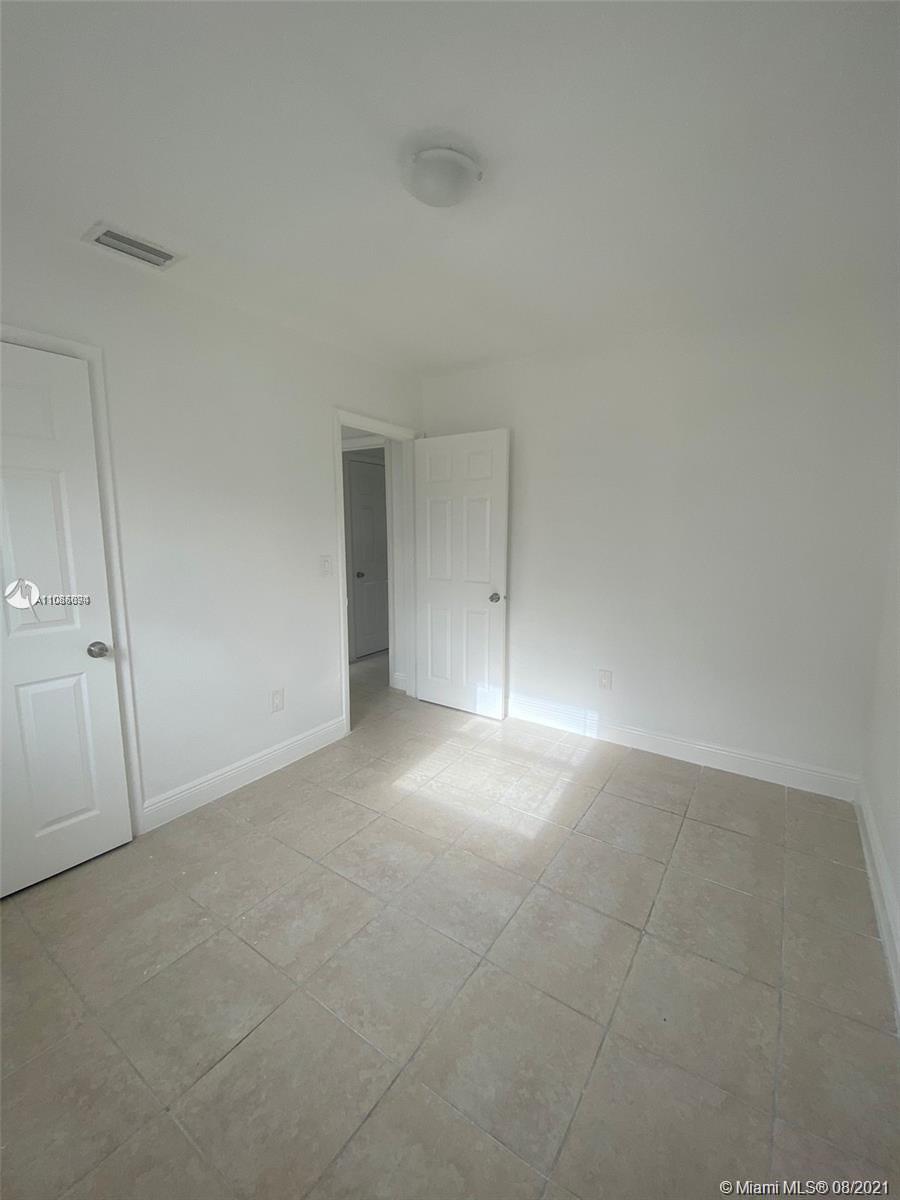 CARVER RANCHES - Residential Lease