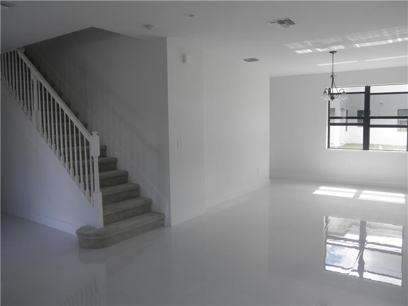 DAV MAR ESTATES - Residential