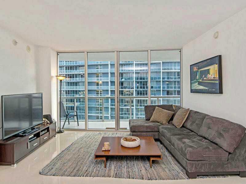 ICONBRICKELL CONDO NO 1 - Residential Lease