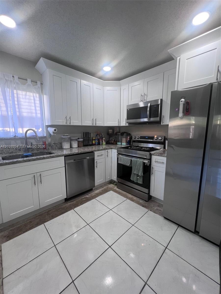 CHERRY LANE - Residential