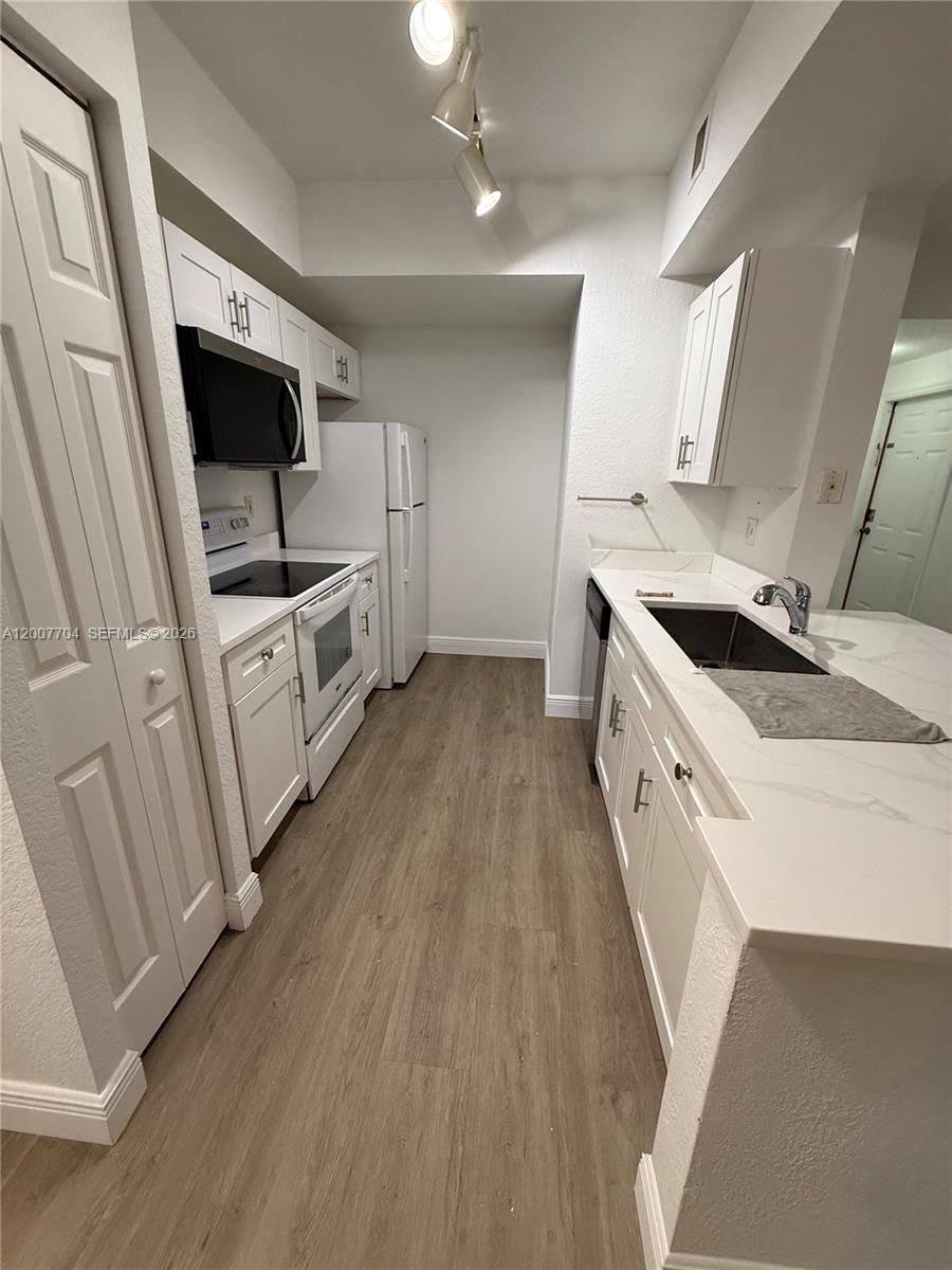 AVENTINE AT MIRAMAR CONDO - Residential