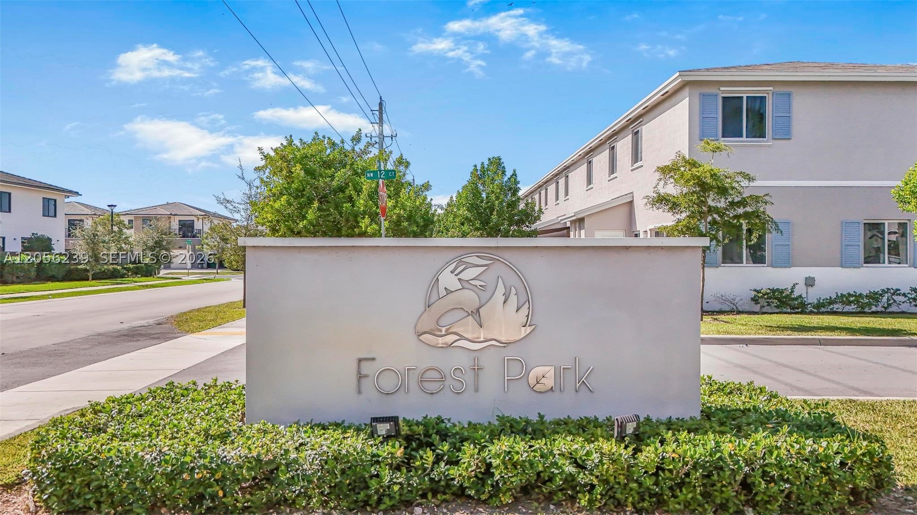 FOREST PARK VILLAS - Residential