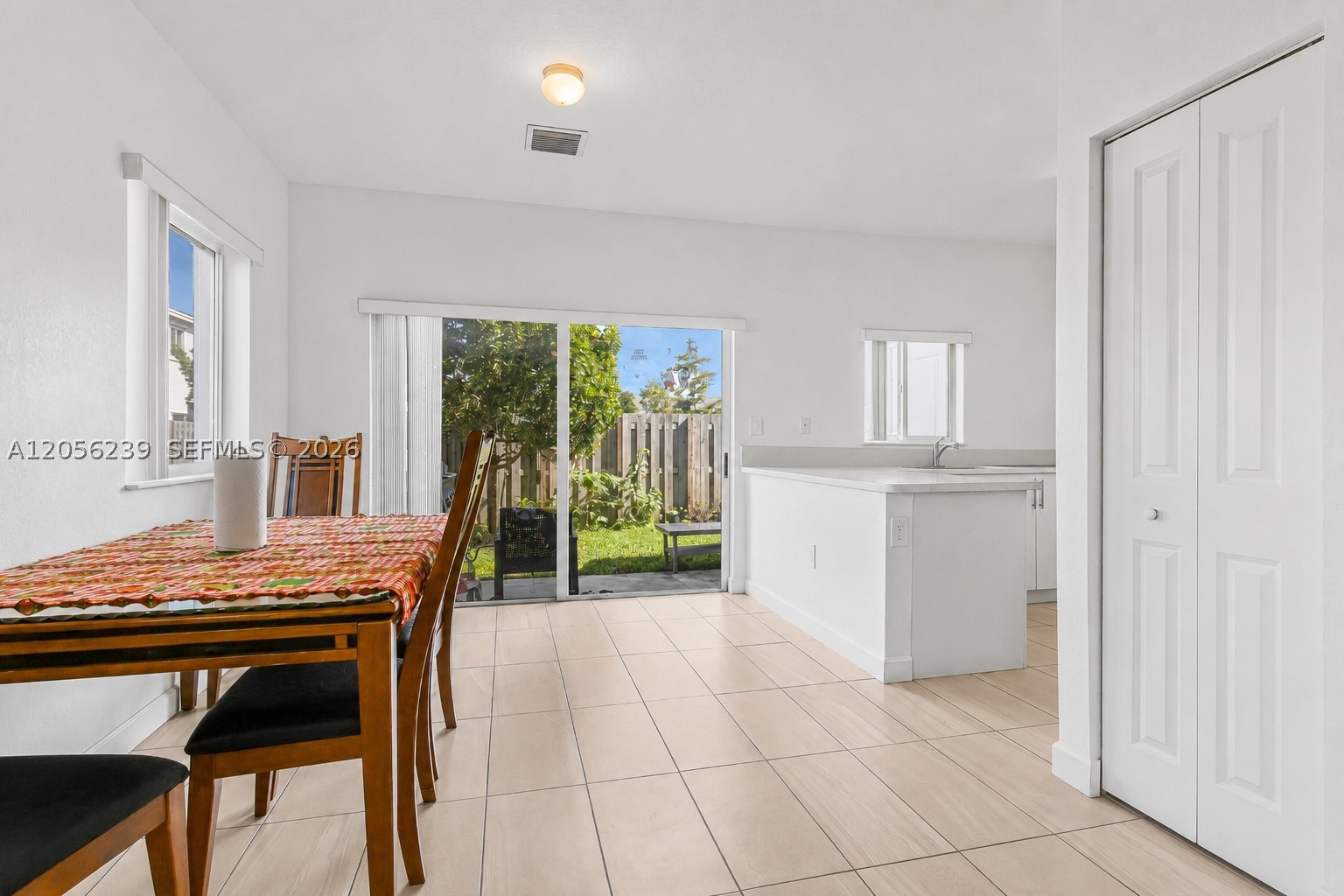 FOREST PARK VILLAS - Residential