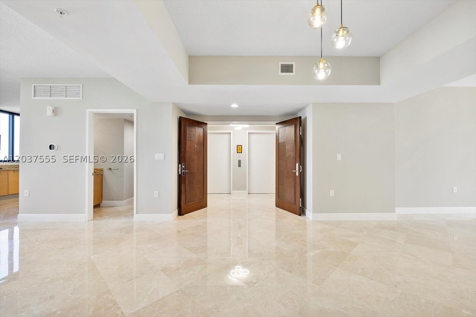SAYAN CONDO - Residential Lease