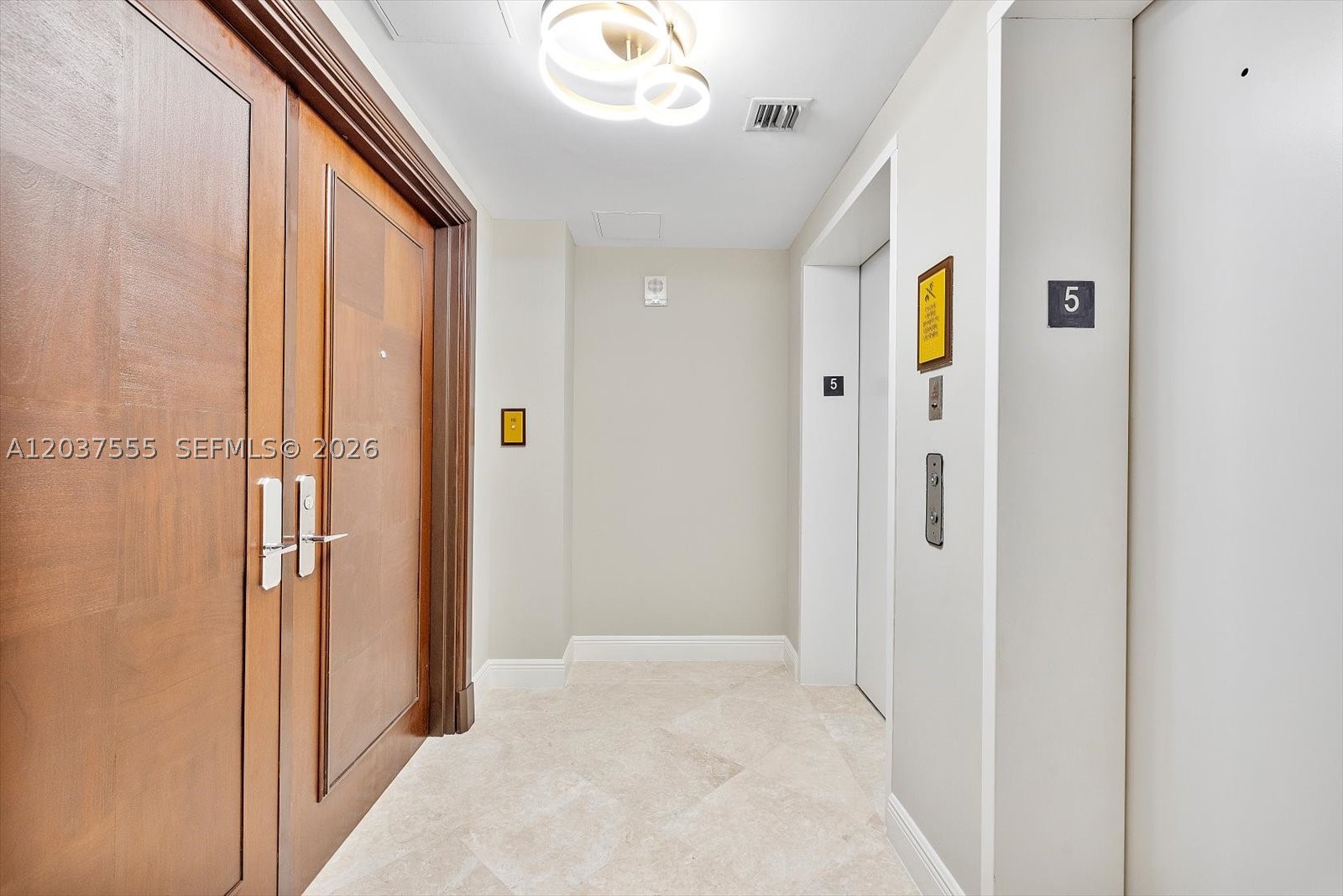SAYAN CONDO - Residential Lease