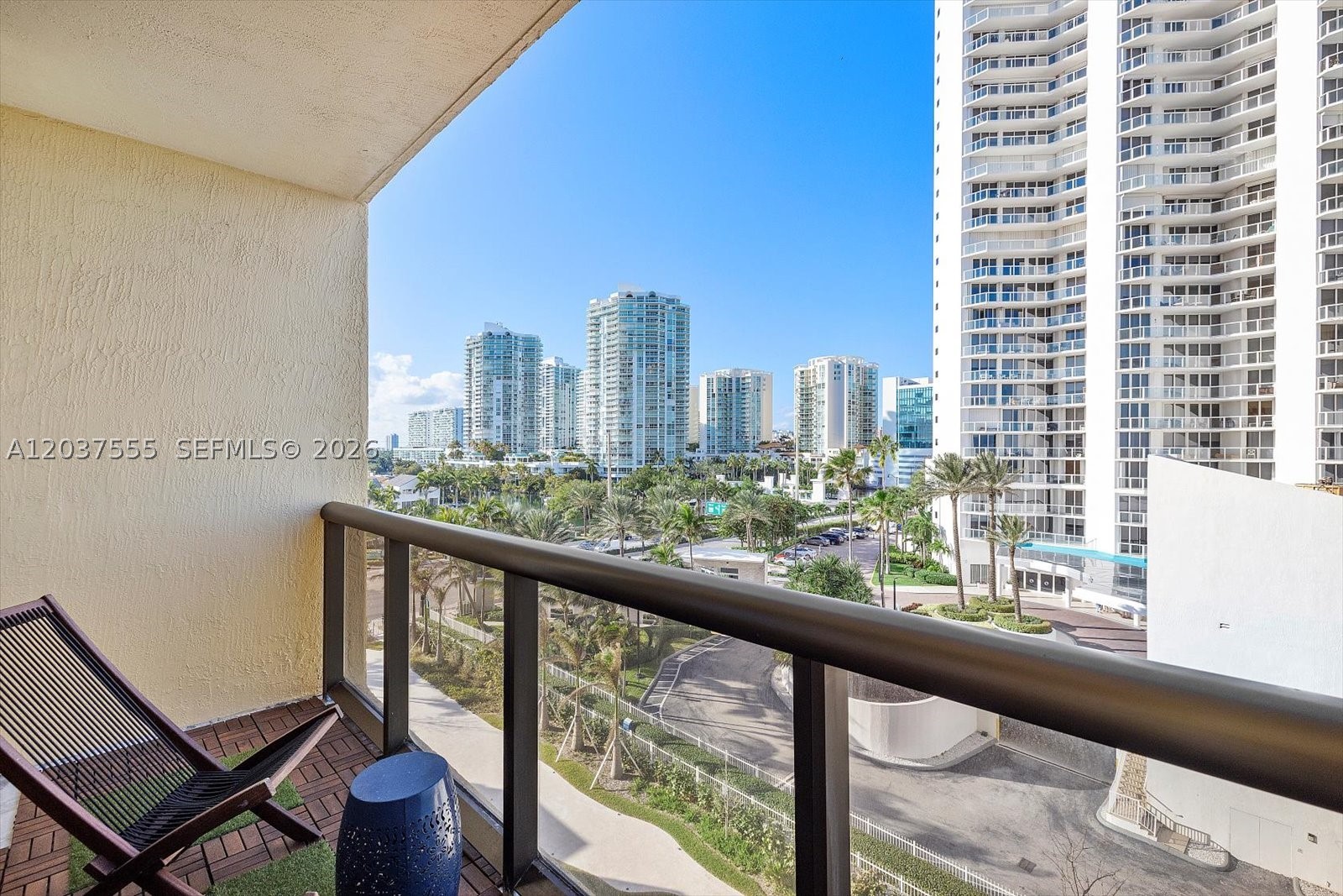 SAYAN CONDO - Residential Lease