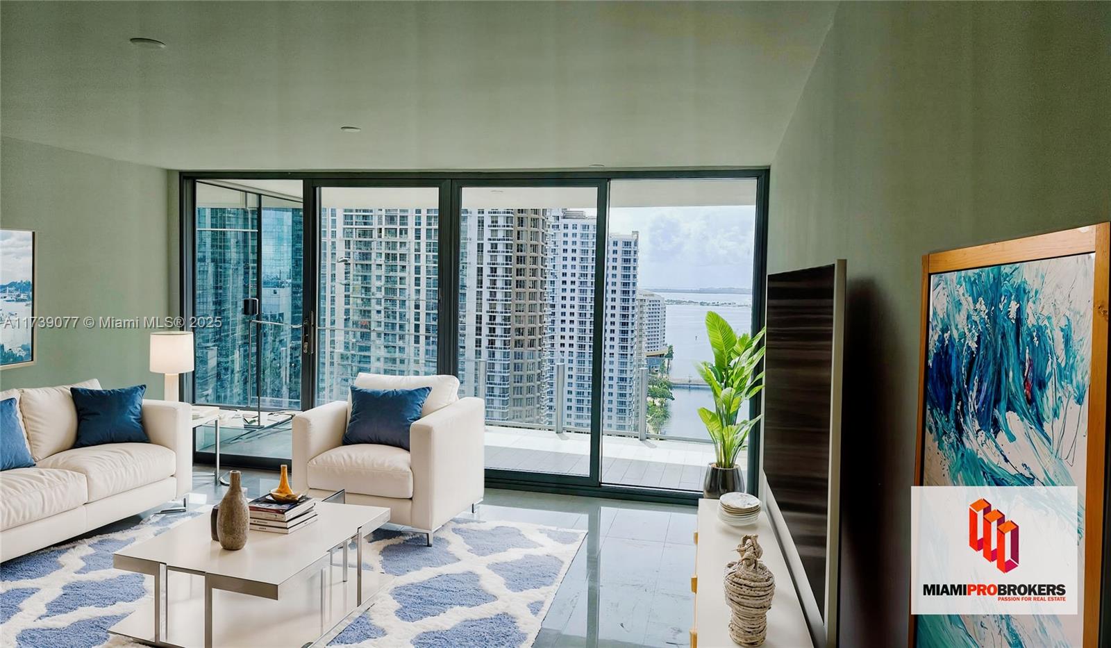 ASTON MARTIN - Residential