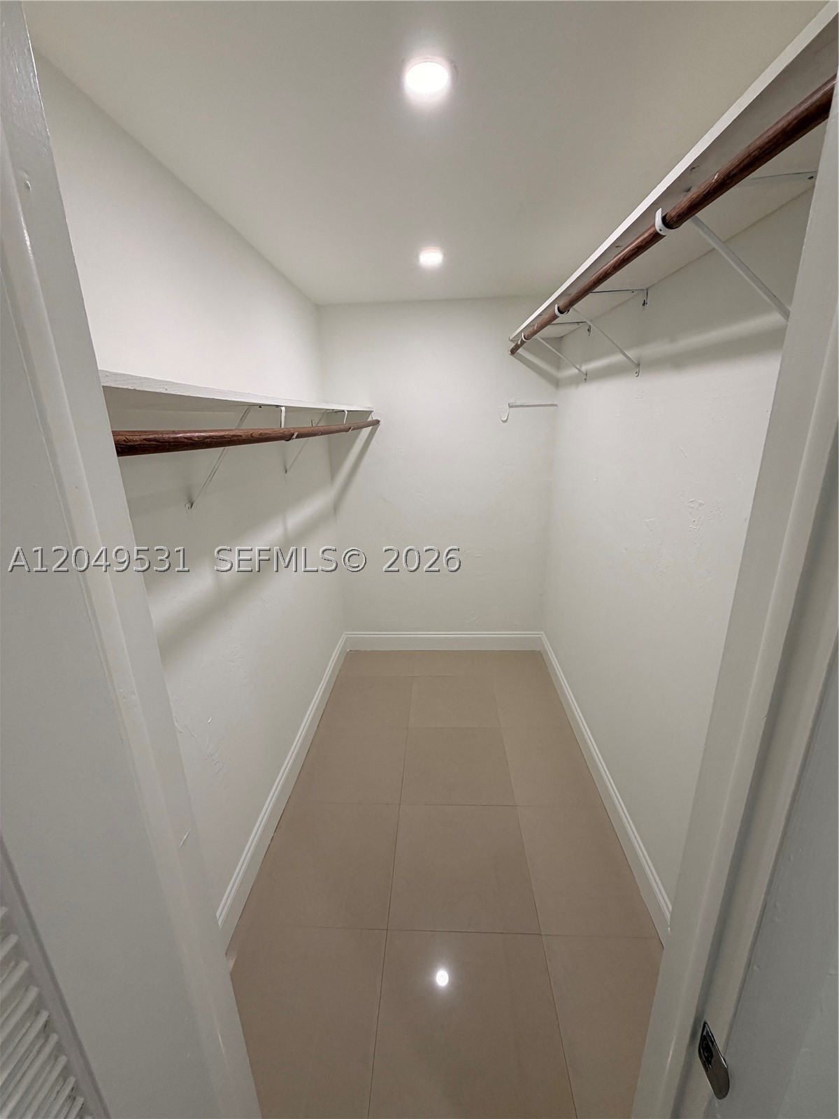 BRICKELL MAR CONDO - Residential Lease