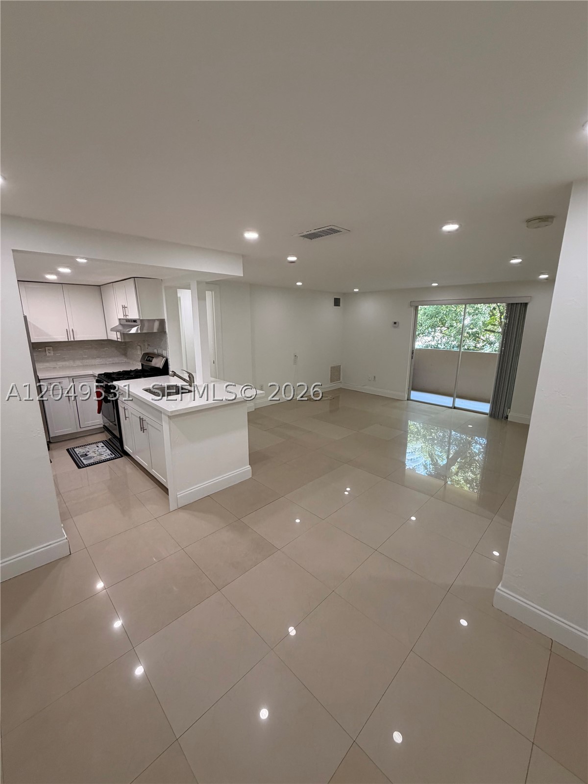 BRICKELL MAR CONDO - Residential Lease