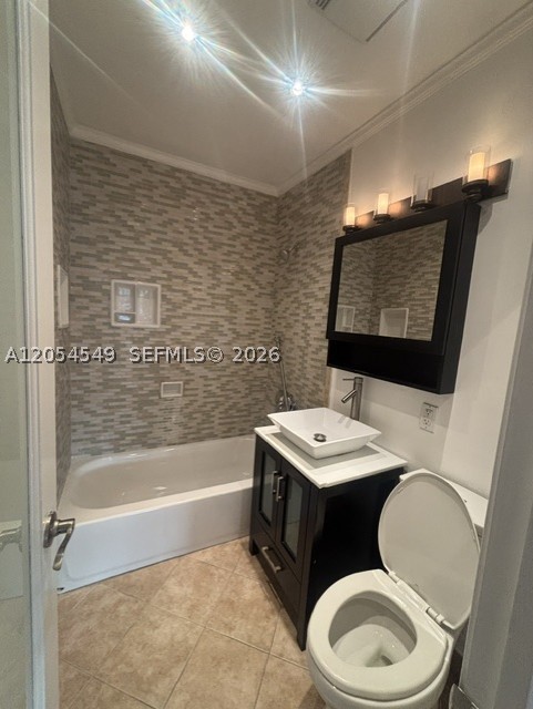 BISCAYNE GARDENS SEC F PA - Residential Lease