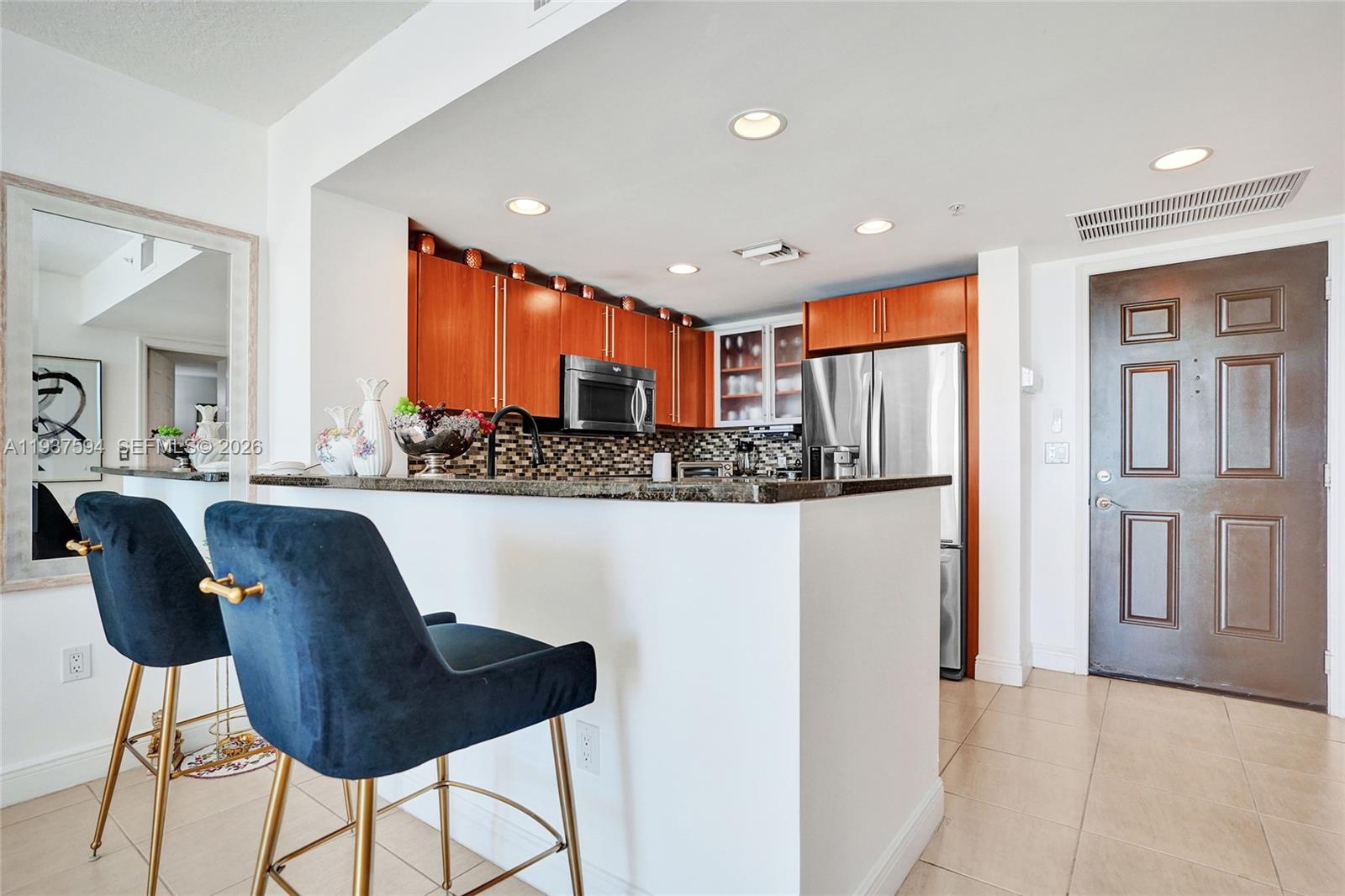610 CLEMATIS CONDO - Residential