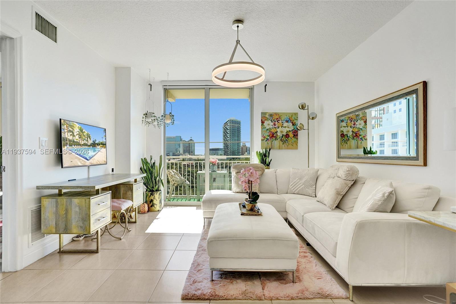 610 CLEMATIS CONDO - Residential