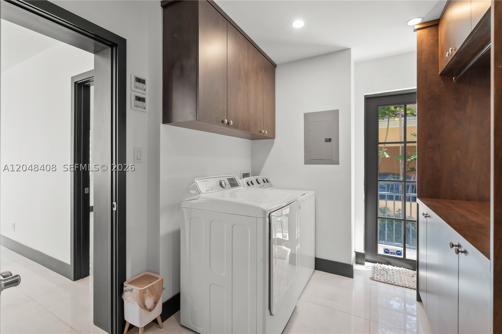 CORAL GABLES SEC B - Residential Lease