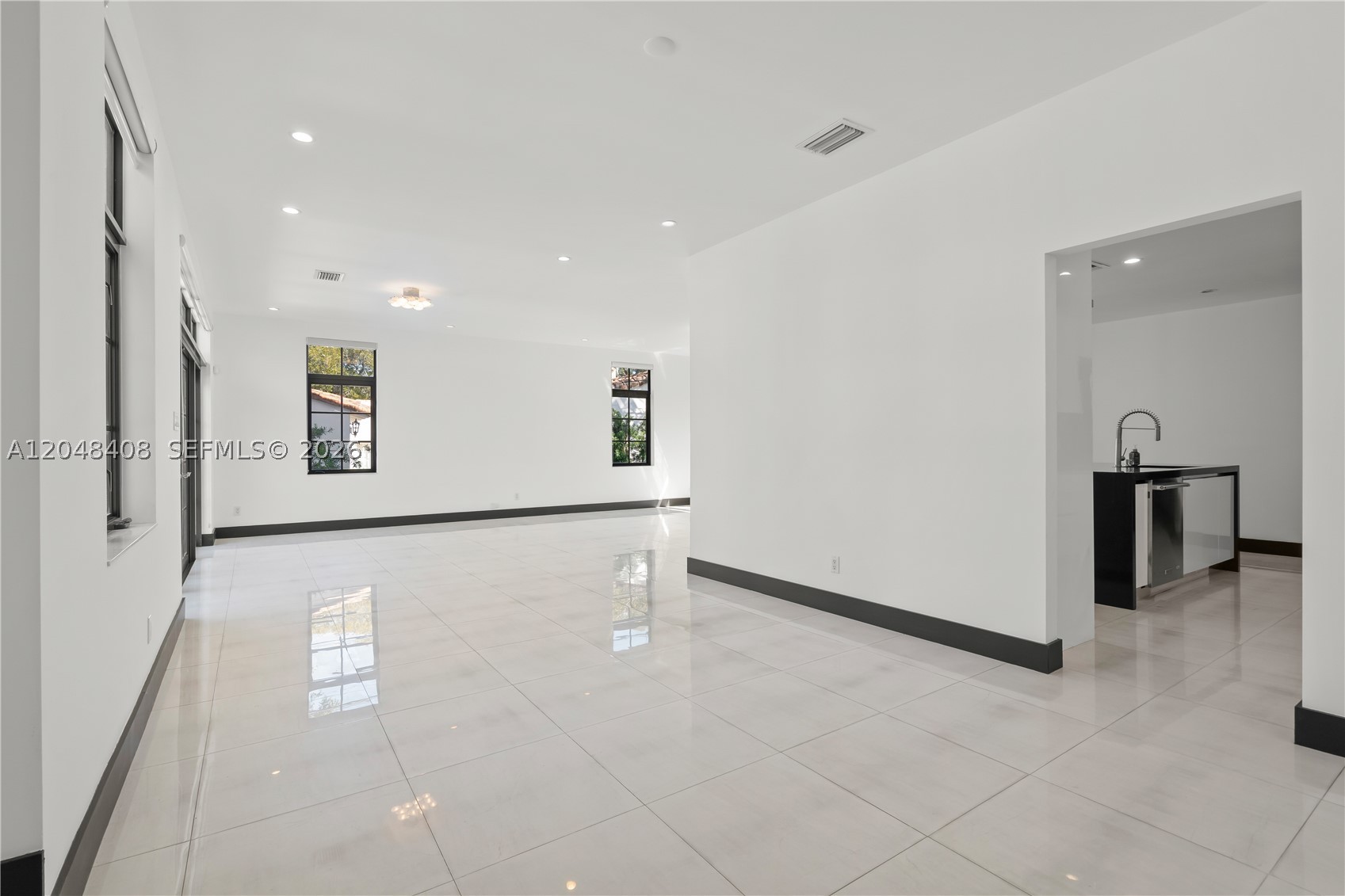 CORAL GABLES SEC B - Residential Lease