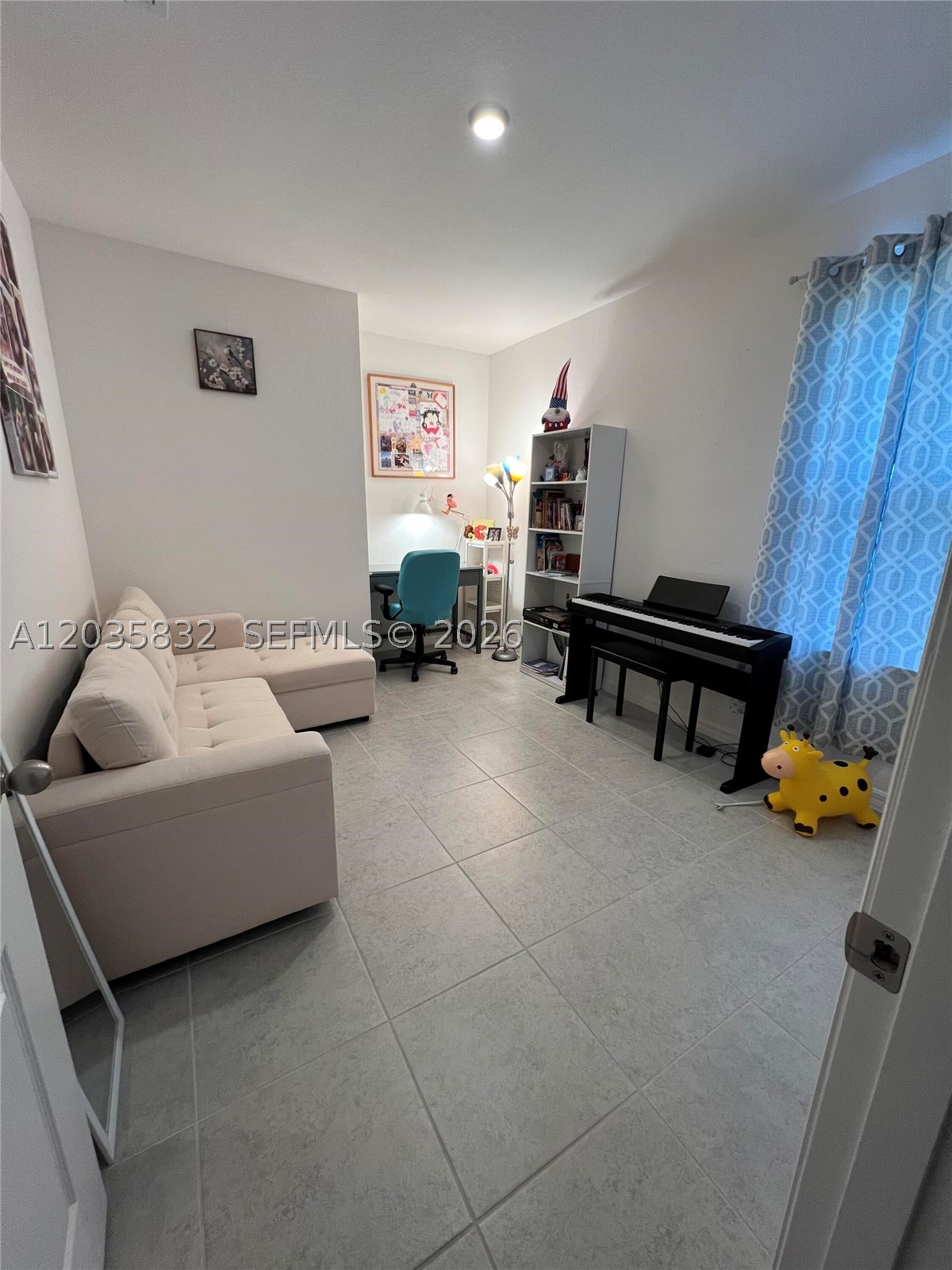 HARBOUR HEIGHTS - Residential