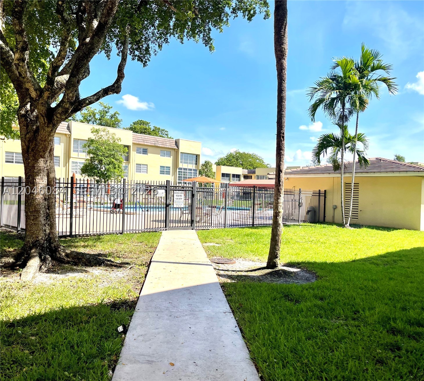 BERMUDA CLUB ONE CONDO - Residential