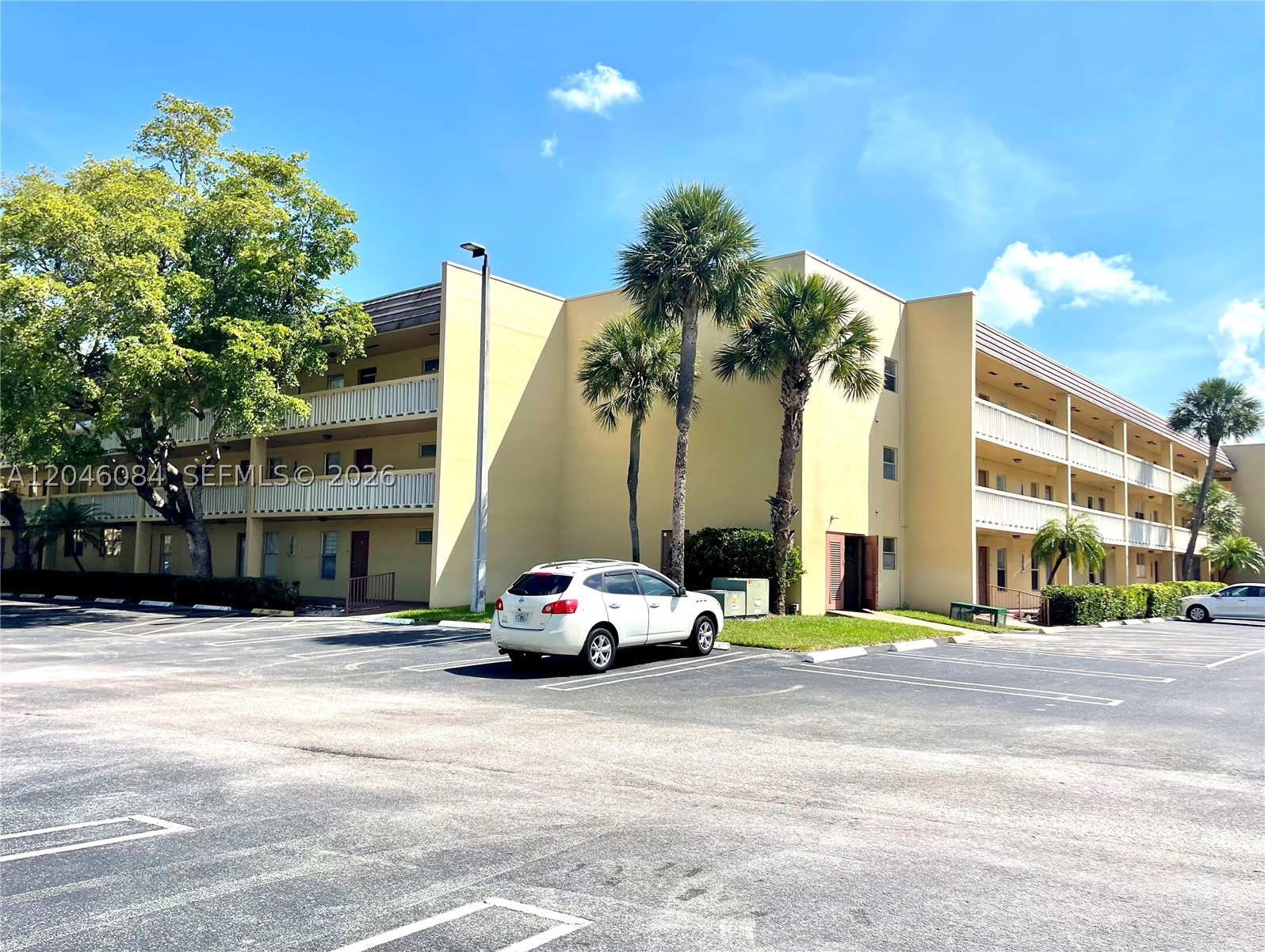 BERMUDA CLUB ONE CONDO - Residential