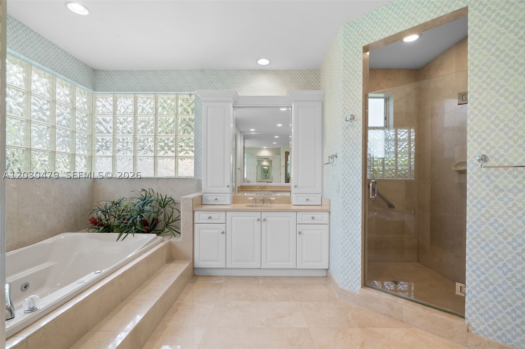 MARTIN SUBURBAN ACRES - Residential