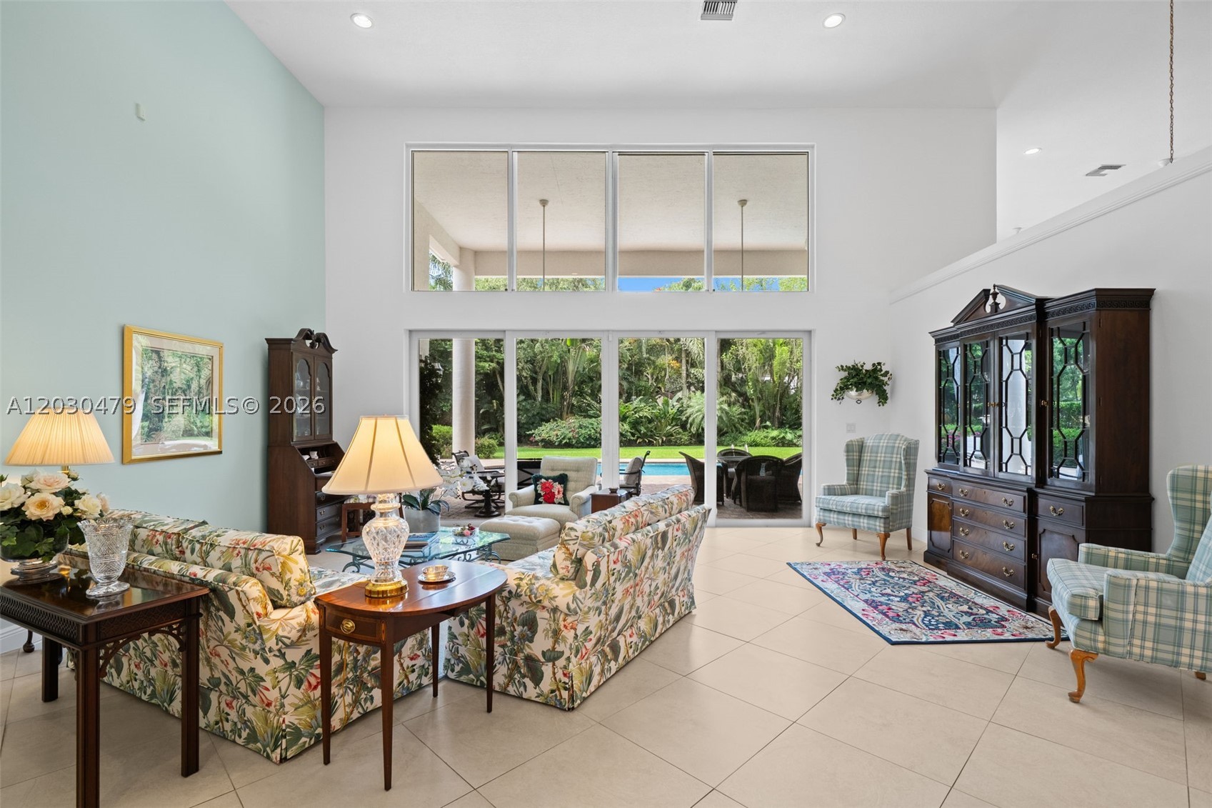 MARTIN SUBURBAN ACRES - Residential