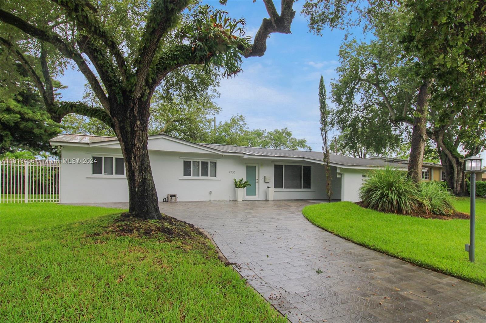 HEFTLER HOMES SUNSET PARK - Residential