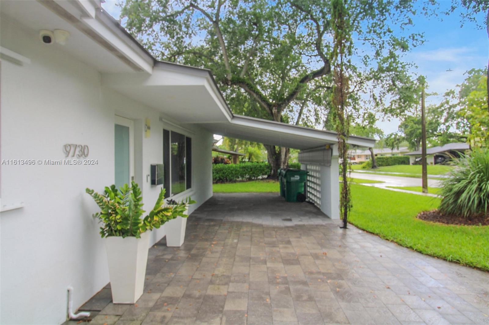 HEFTLER HOMES SUNSET PARK - Residential