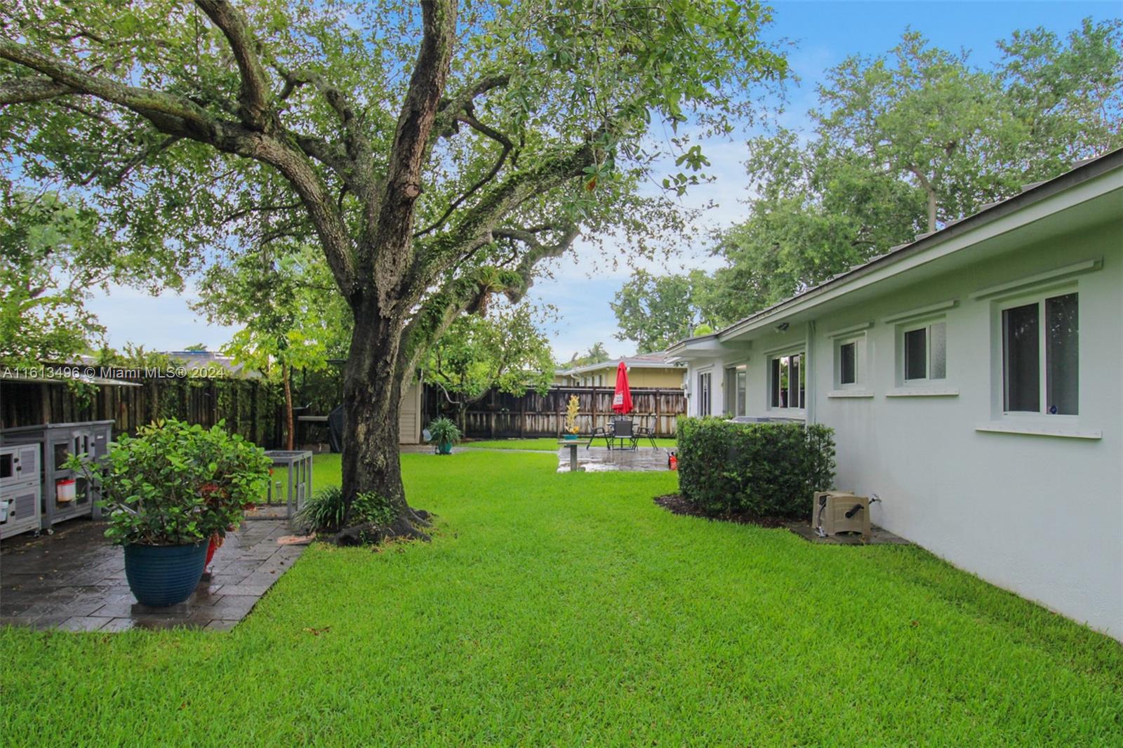 HEFTLER HOMES SUNSET PARK - Residential