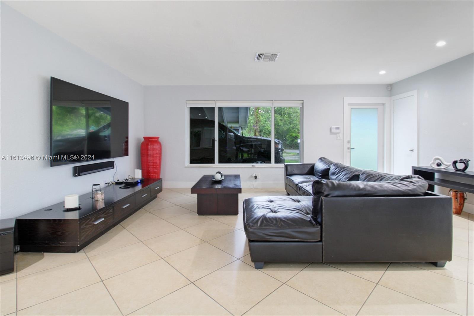 HEFTLER HOMES SUNSET PARK - Residential