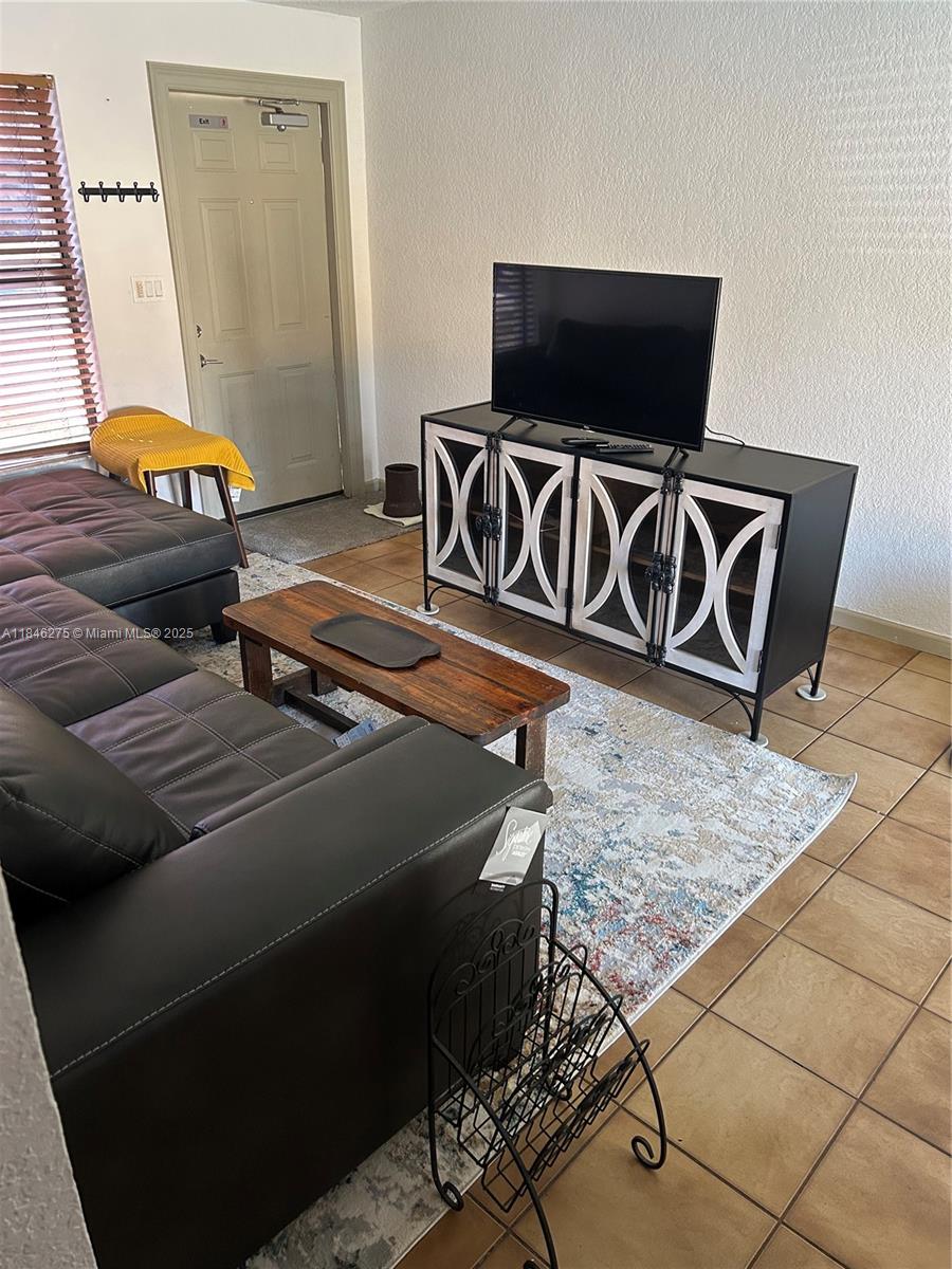 PLAYLAND VILLAGE SEC 4 - Residential Lease