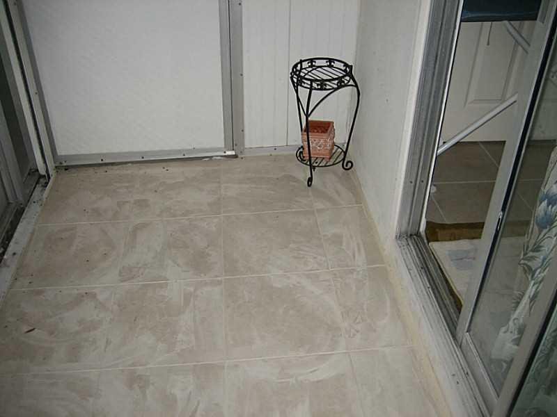 PRESCOTT J CONDO - Residential Lease