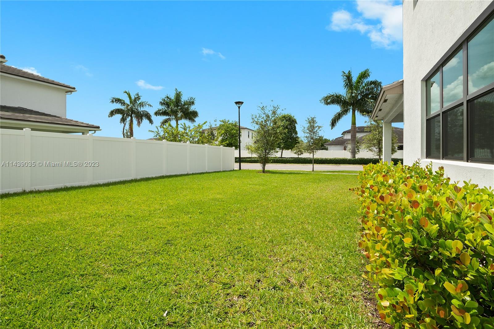 MC RESIDENTIAL - Residential