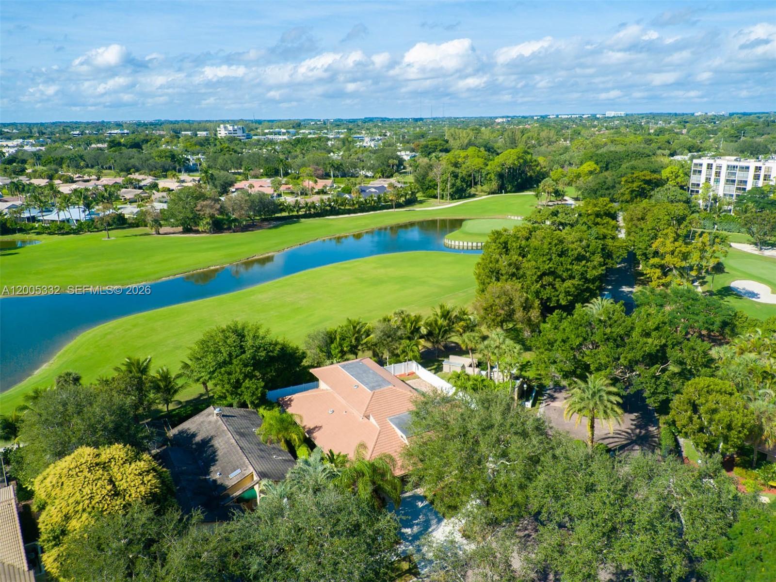 WHISPERING WOODS - Residential