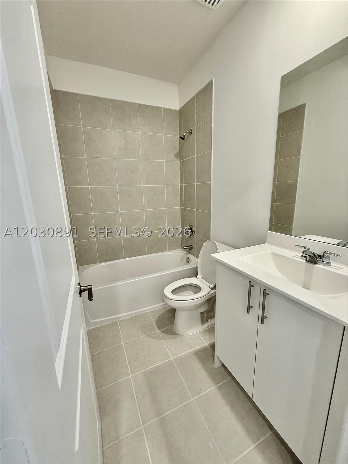 F& F DEVELOPERS - Residential