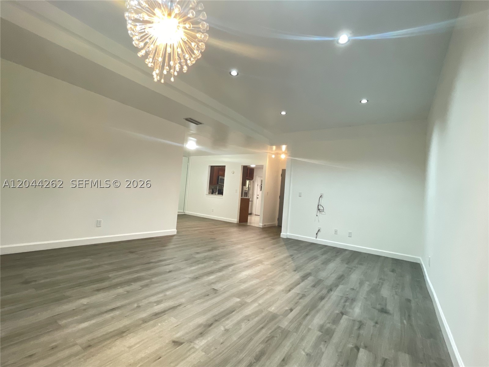 EDGEMERE - Residential