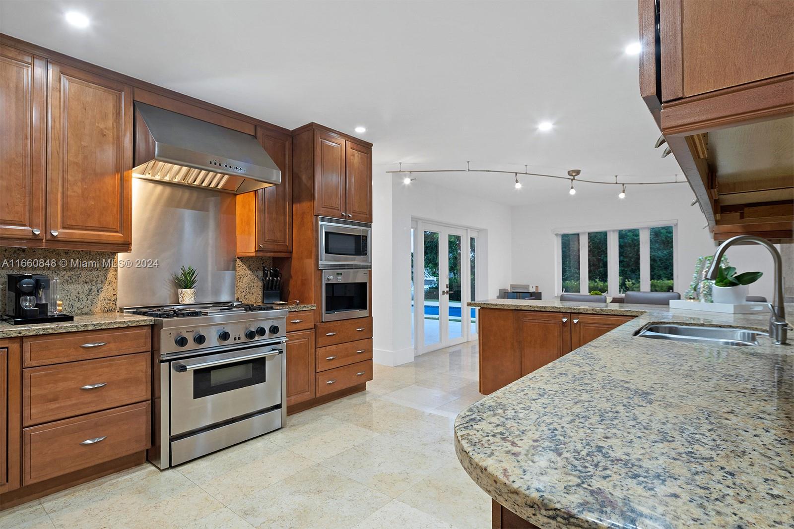 OLD CUTLER BAY SEC 1 - Residential