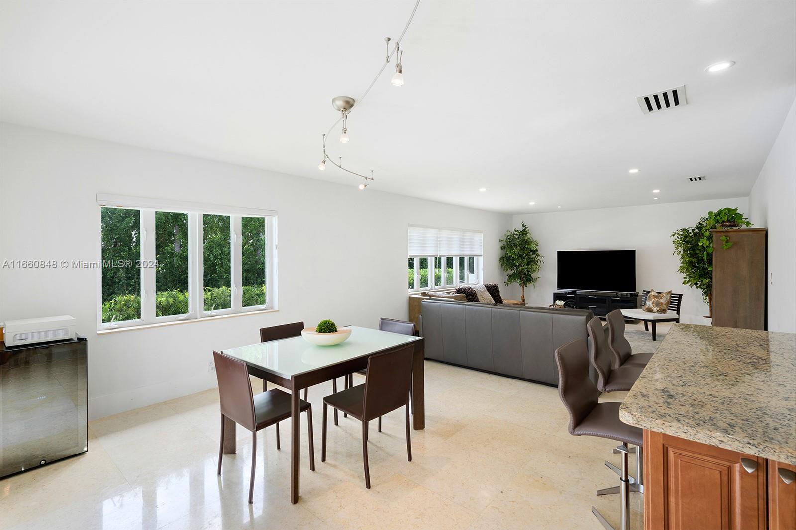 OLD CUTLER BAY SEC 1 - Residential
