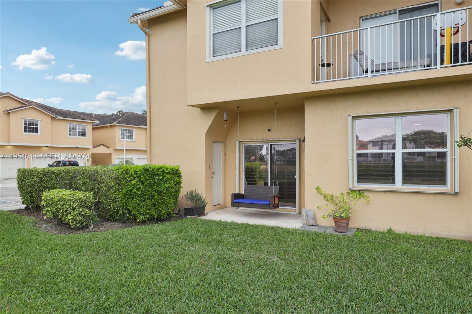 CRESTWOOD AT CAROLINA CON - Residential