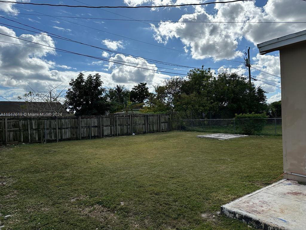 FLORIDA CITY ESTATES - Residential