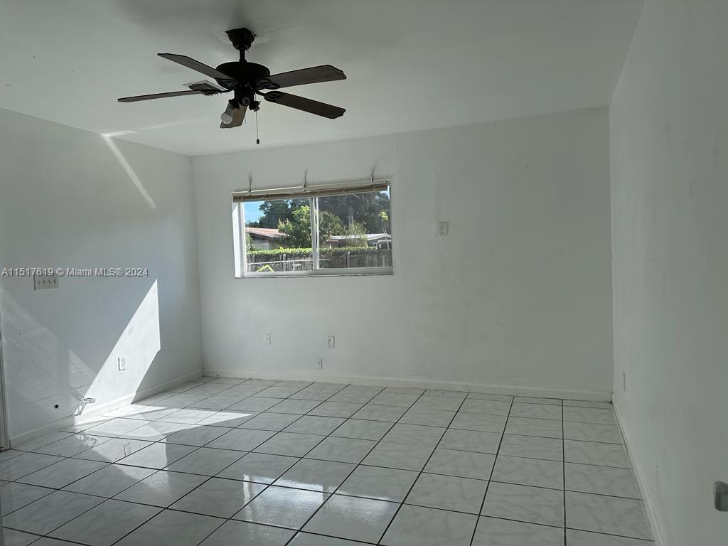 FLORIDA CITY ESTATES - Residential