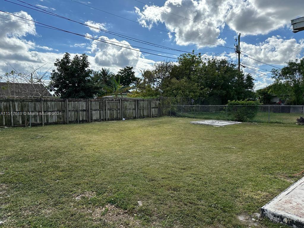 FLORIDA CITY ESTATES - Residential