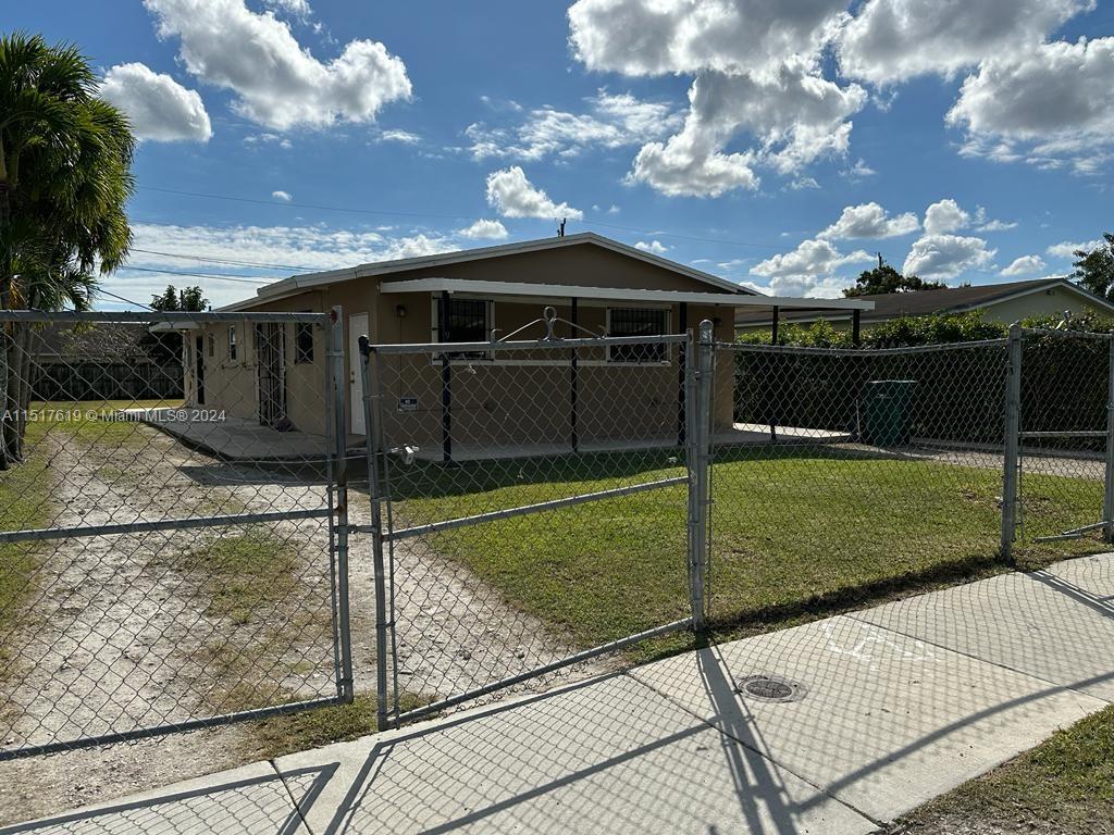 FLORIDA CITY ESTATES - Residential