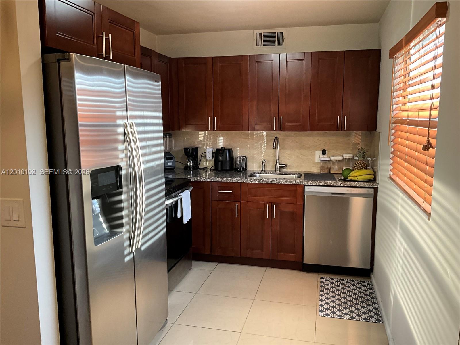NEW HAMPTON AT CENTURY VI - Residential
