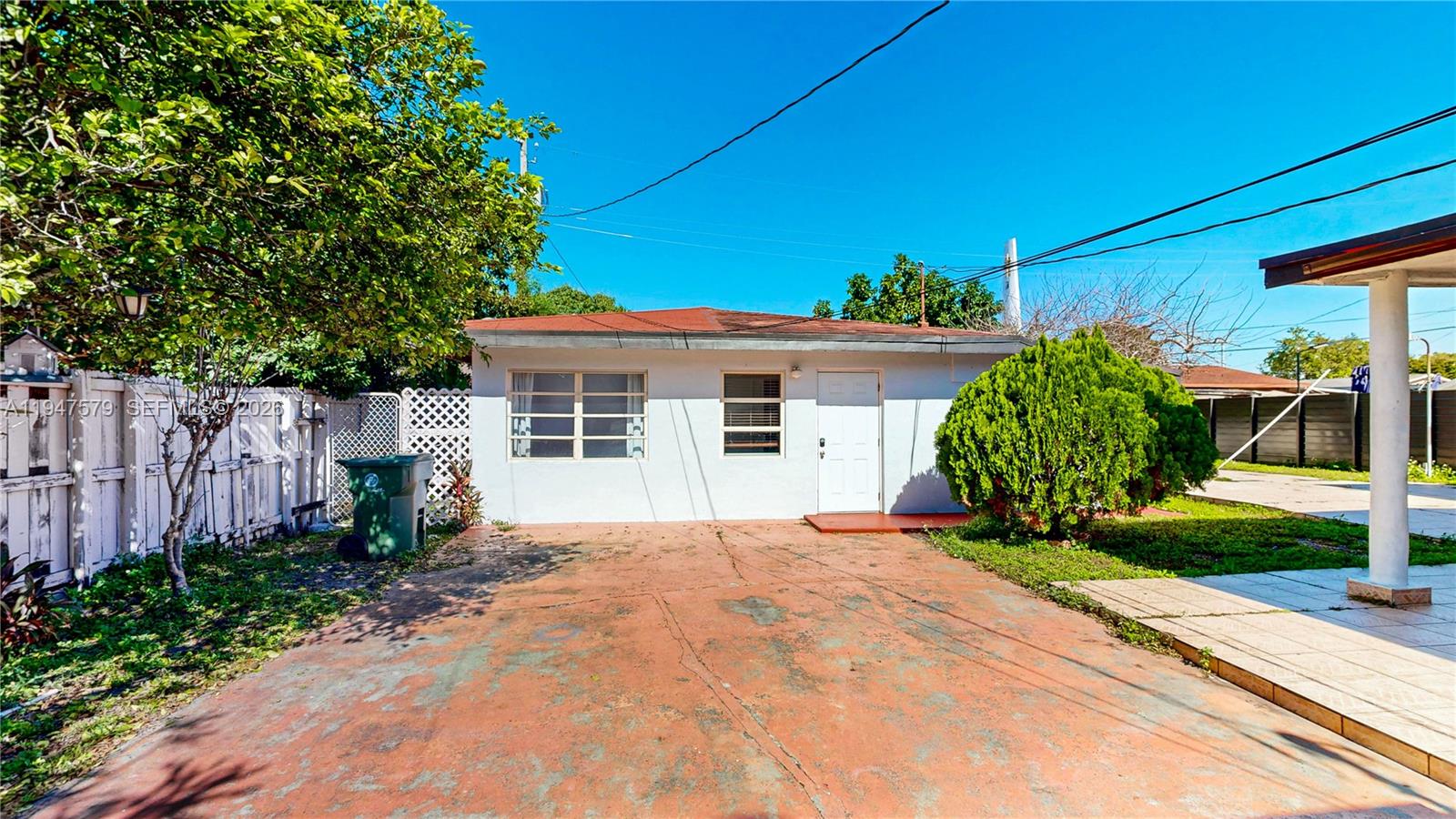 BRADLEY PARK - Residential Income