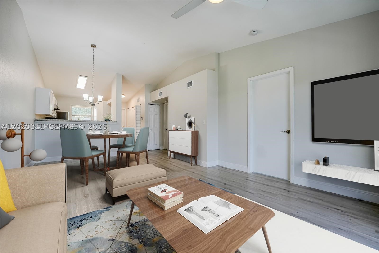 GARDENS OF SUNRISE CONDO - Residential Lease