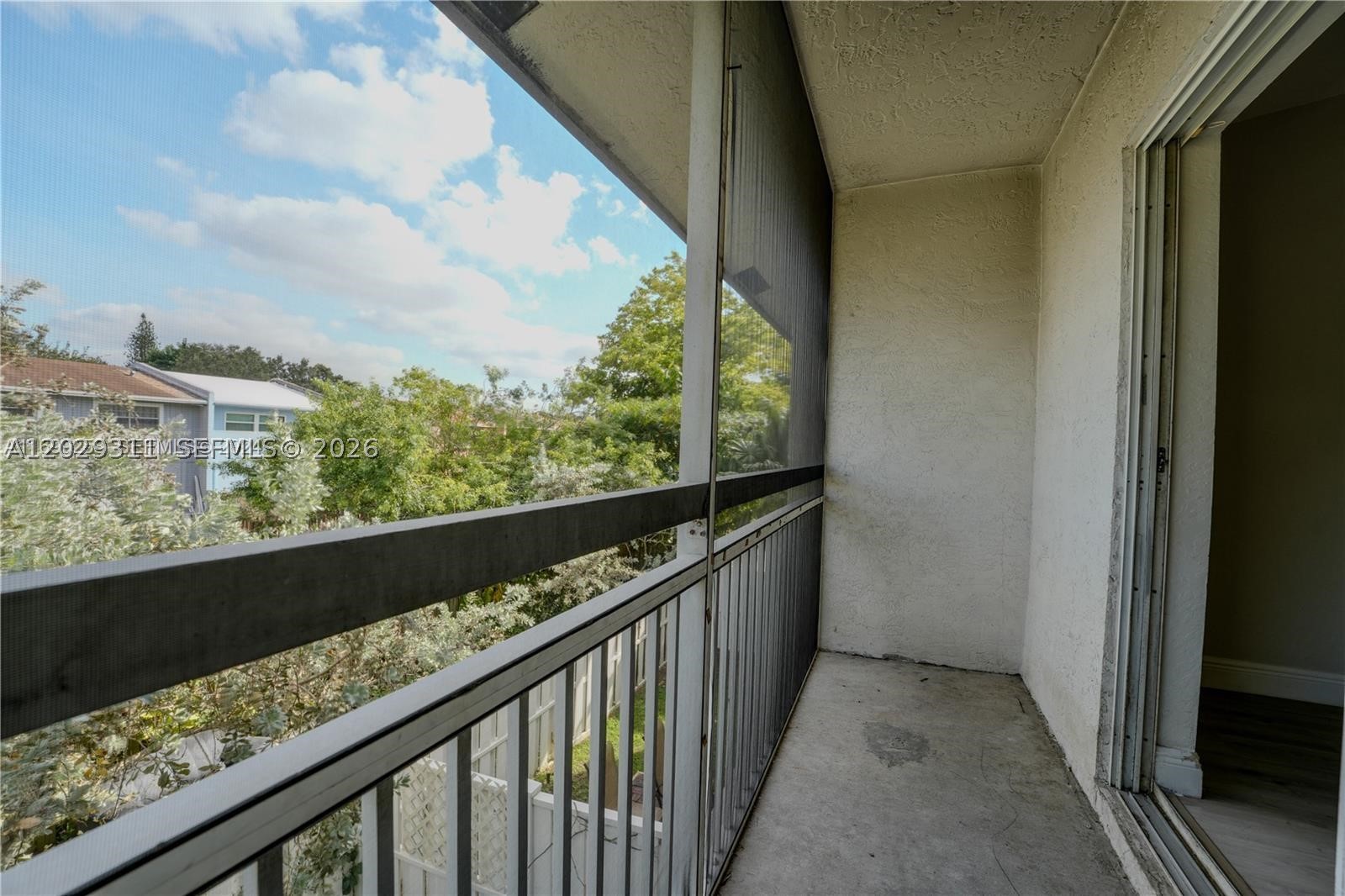 GARDENS OF SUNRISE CONDO - Residential Lease