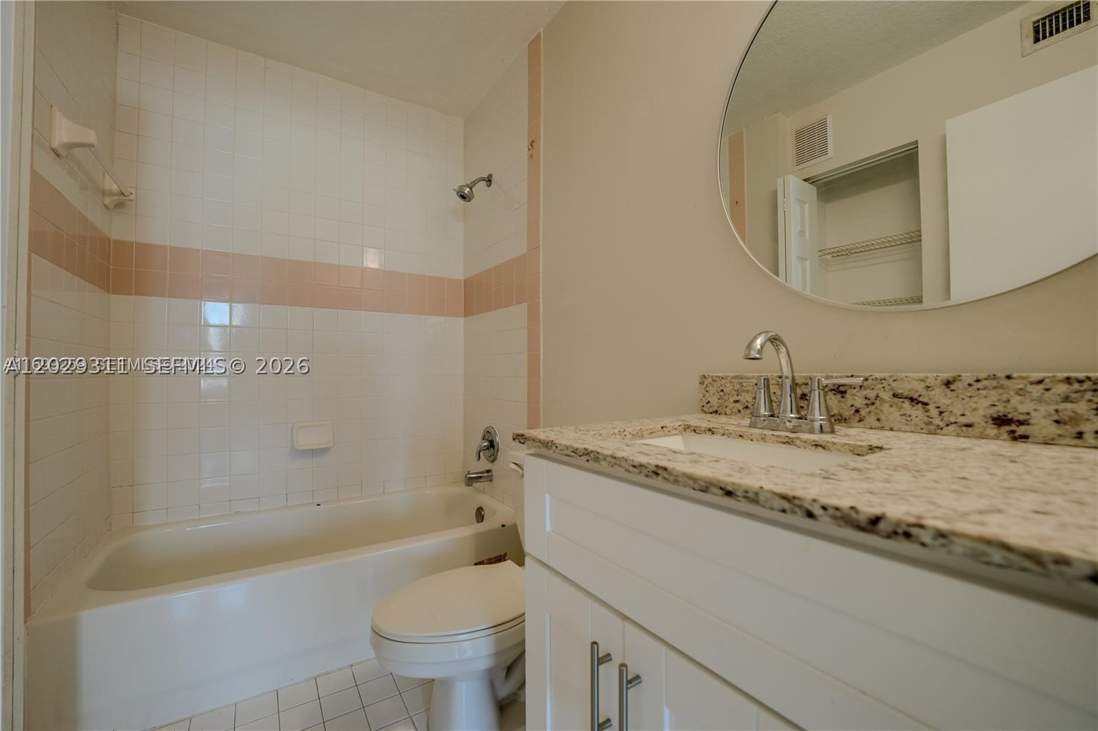 GARDENS OF SUNRISE CONDO - Residential Lease