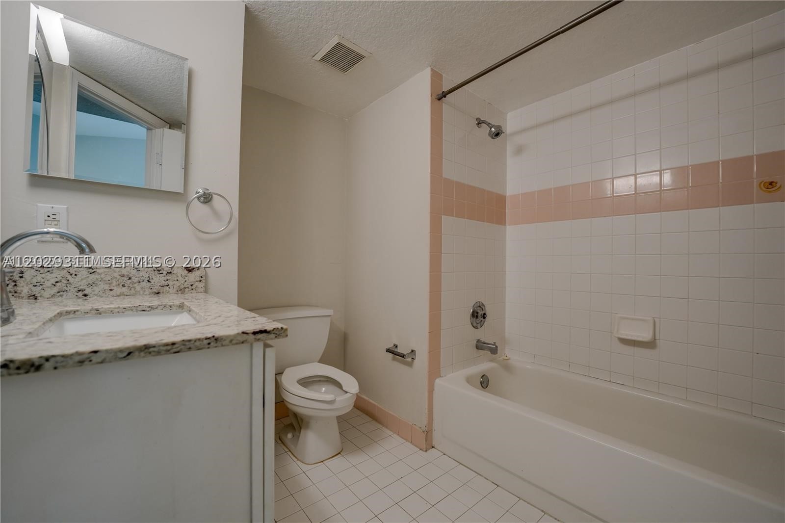 GARDENS OF SUNRISE CONDO - Residential Lease